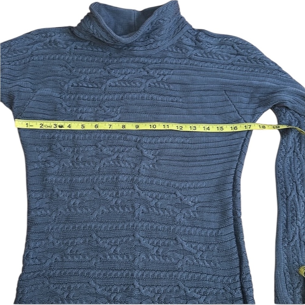 Peruvian Connection Blue Knit Pima Cotton Sweater size Small, like new - Picture 7 of 8